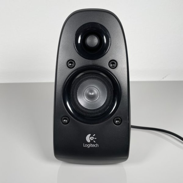 Logitech Z506 Lautsprecher /Speaker grauer Stecker Ersatzteil
